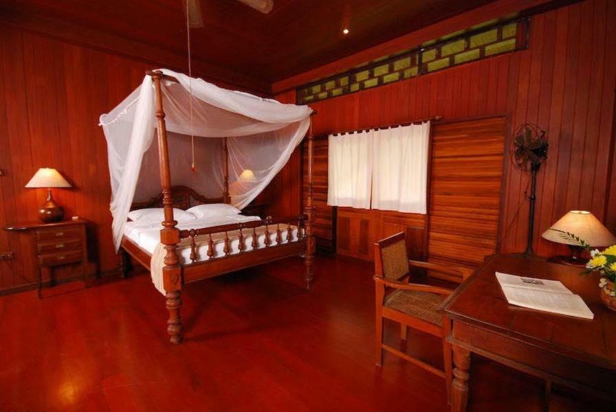 Baan Mai Beachfront Lone Island Phuket Exterior photo