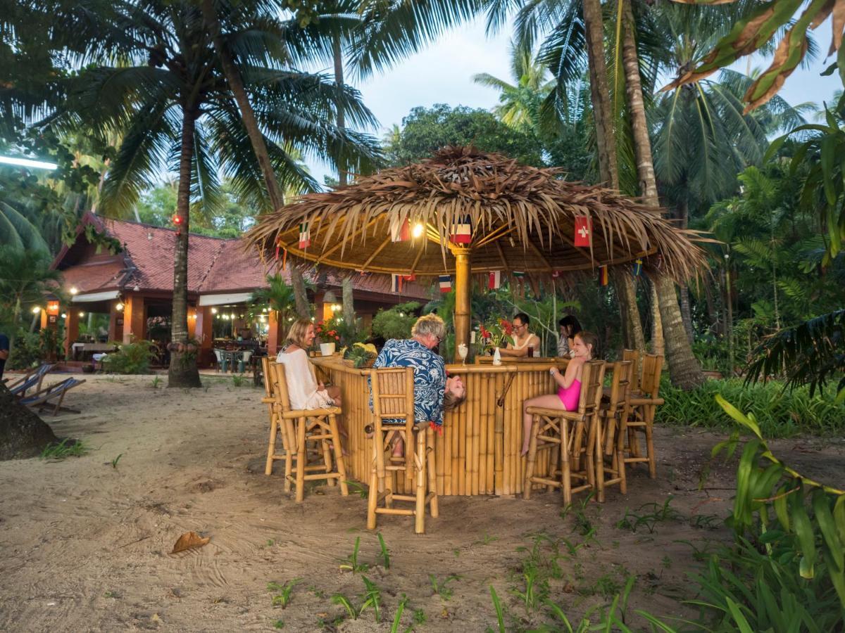 Baan Mai Beachfront Lone Island Phuket Exterior photo