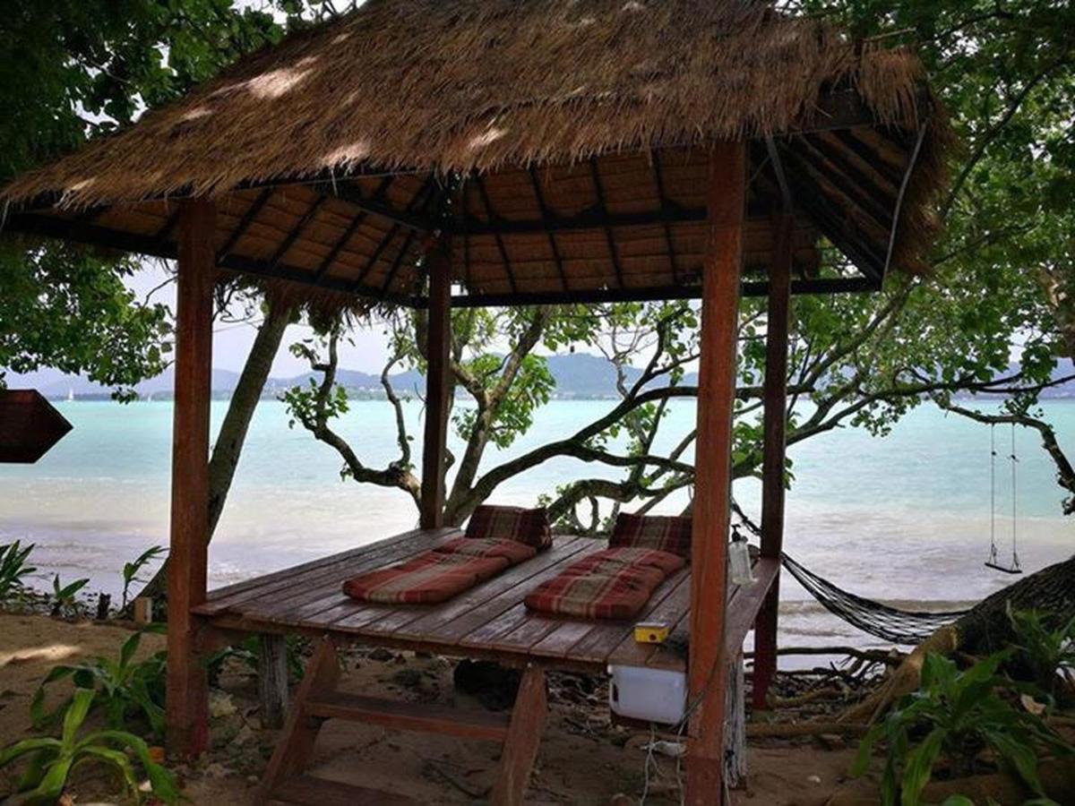 Baan Mai Beachfront Lone Island Phuket Exterior photo